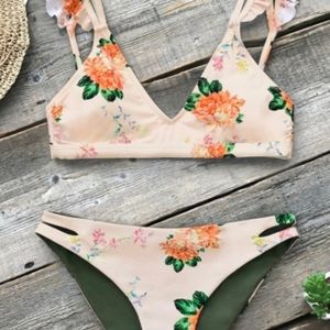 CUPSHE NWT bikini set size Large
